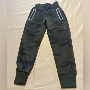 Green‎ Camo Relaxed Fit Joggers with Elastic Cuffs